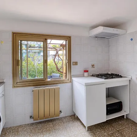 3 Bedroom Stunning In Ferienhaus Ventimiglia