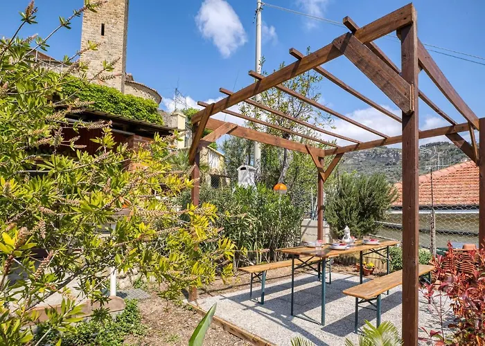 Дом отдыха 3 Bedroom Stunning In Вентимилья