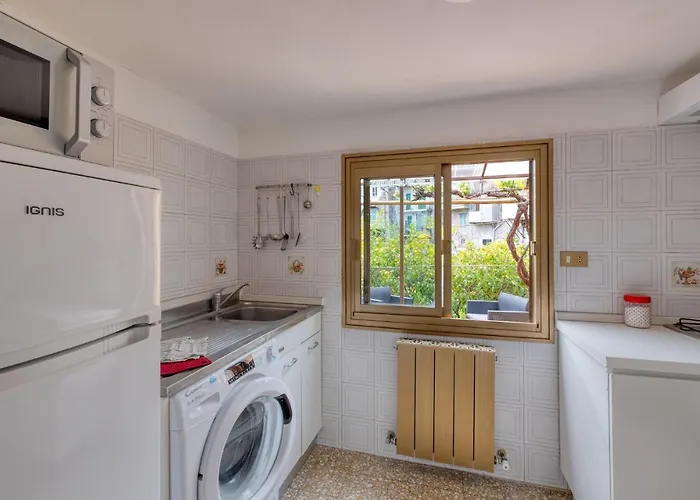 3 Bedroom Stunning In Дом отдыха Вентимилья