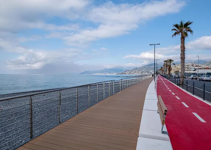 3 Bedroom Stunning In *