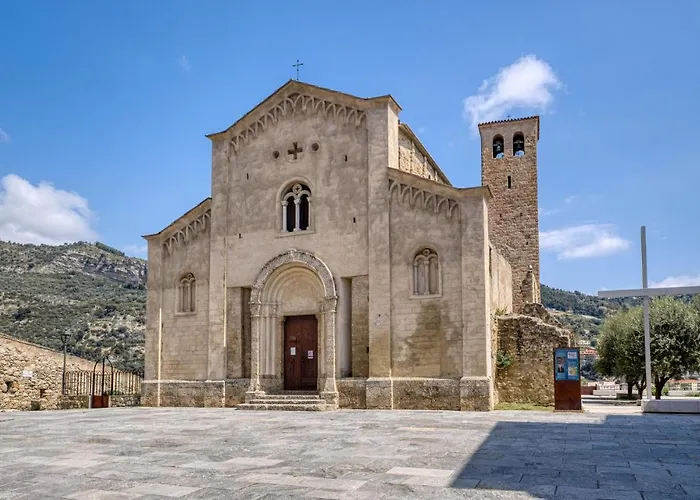 Дом отдыха 3 Bedroom Stunning In *